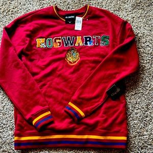 Hogwarts sweatshirt. NWT. XS